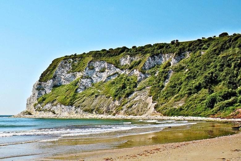 "Trinity" At Whitecliff Bay Isle Of Wight- Yarborough View 4 Hotel Bembridge Exterior photo